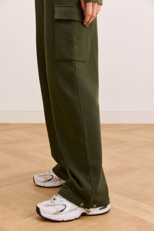 FINN COZY CARGO PANTS - DEEP MOSS