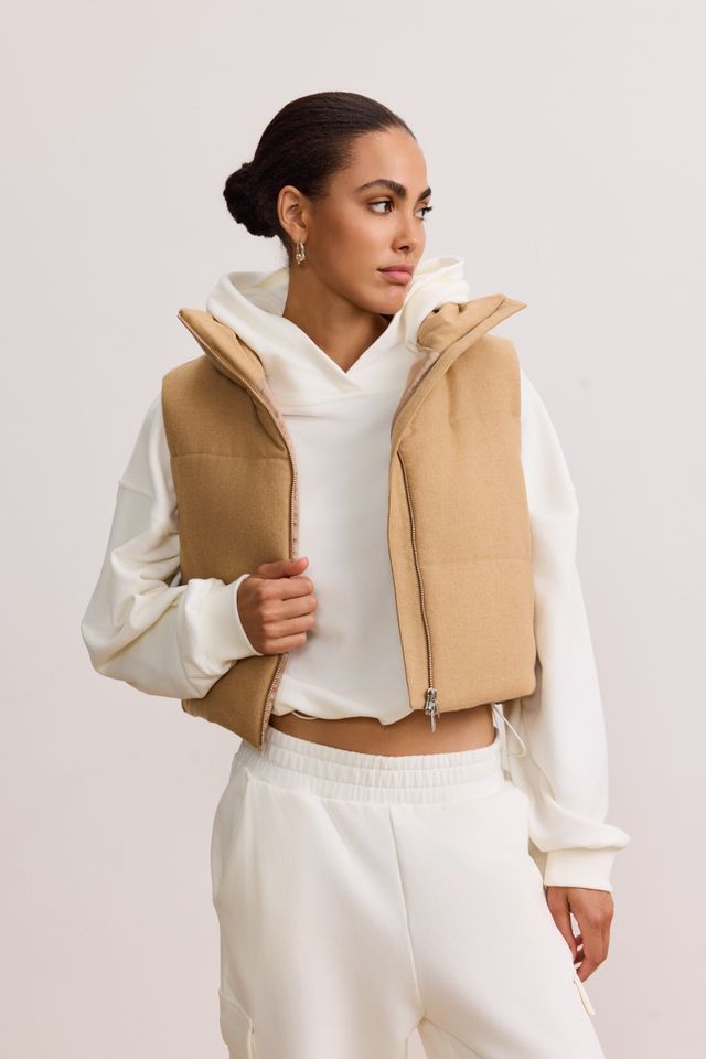 IZZY ZIP UP VEST - CAMEL