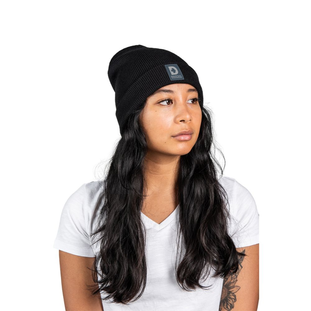 DOVETAIL LOGO BEANIE - BLACK