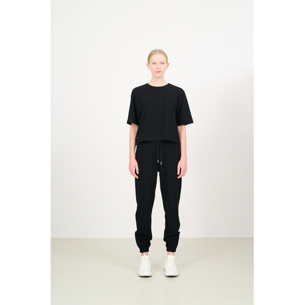 FOREST ESSENTIAL JOGGER - BLACK